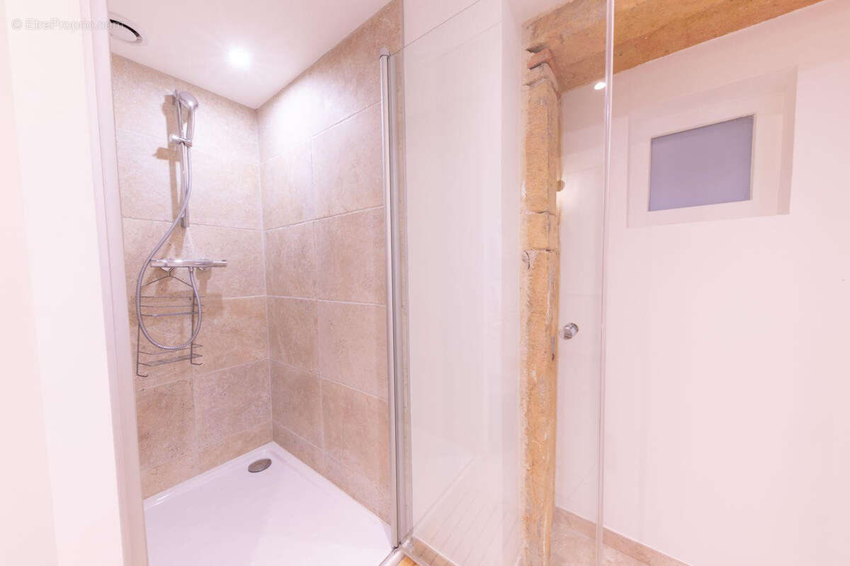 Appartement à LYON-9E