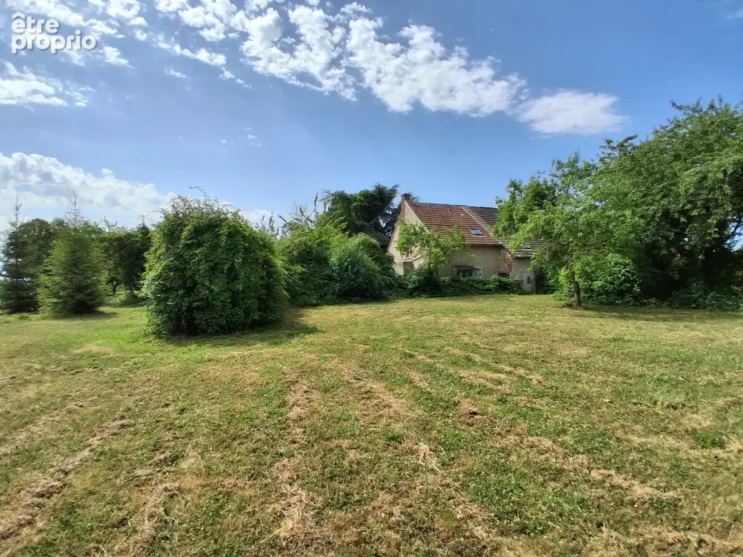 Longère avec dépendances, écurie et grange au calme d'un hameau - photo 15