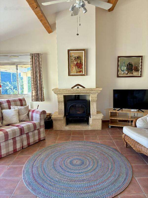 Maison à DURBAN-CORBIERES