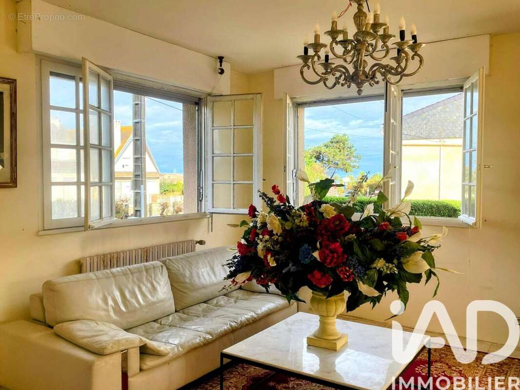 Maison 170 m² à Asnelles  - photo 7