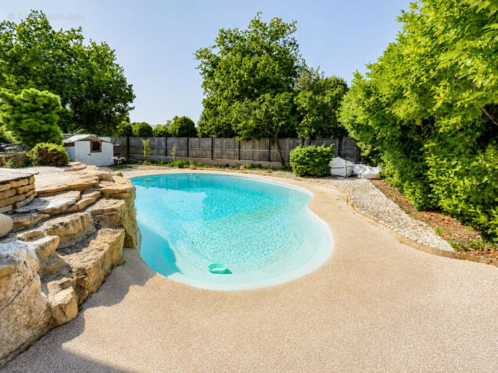 01640 saint-jean-le-vieux   maison d’architecte 150 m2   4 chambres   piscine - photo 2