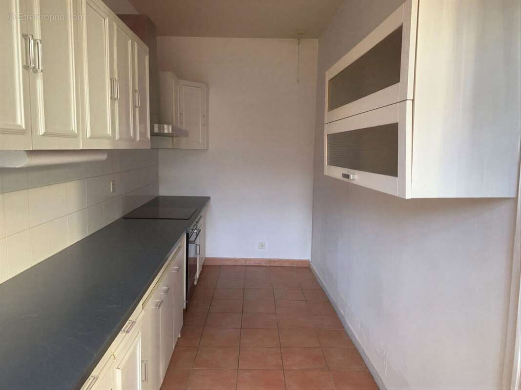 Appartement à SAINT-JUST-SAINT-RAMBERT