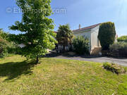 Maison à VILLEDIEU-LA-BLOUERE