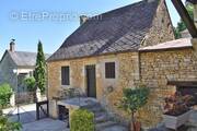 Maison à SAINT-AMAND-DE-COLY