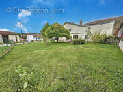 Maison à THIRAUCOURT