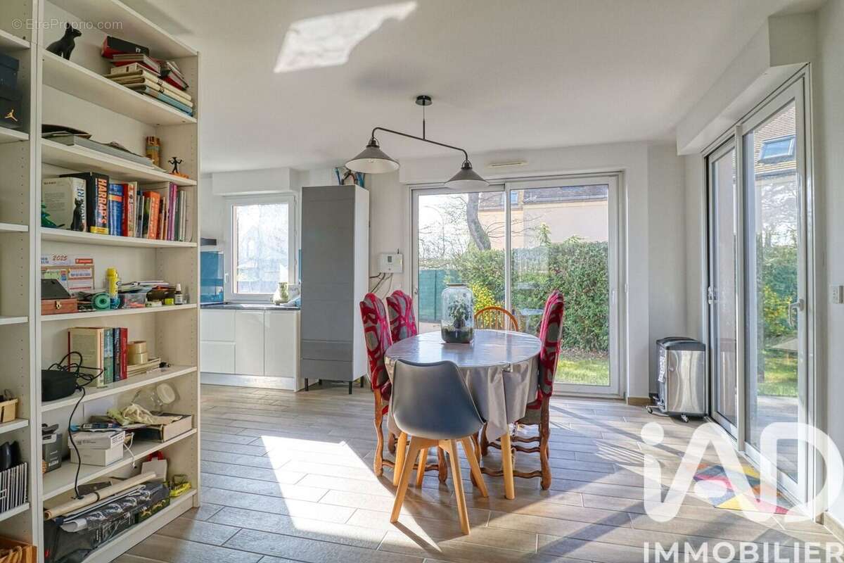 Photo 2 - Maison à BEAUCHAMP