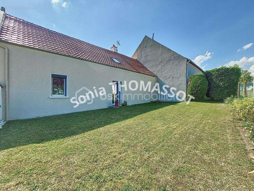 Maison à BRAZEY-EN-PLAINE