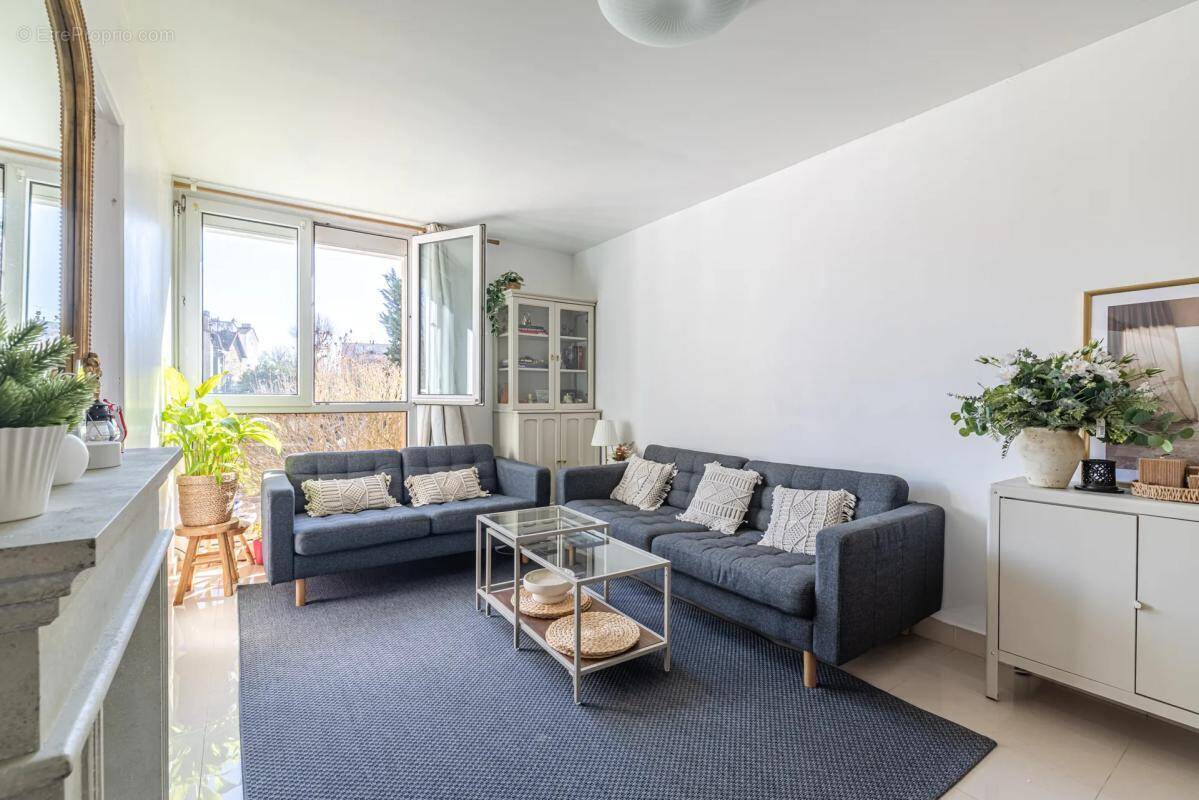 Appartement à THIAIS