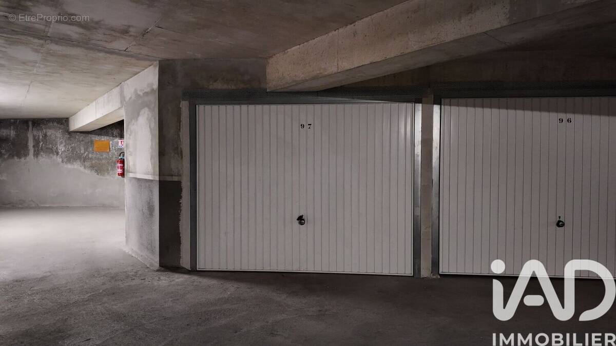Photo 1 - Parking à MONTPELLIER