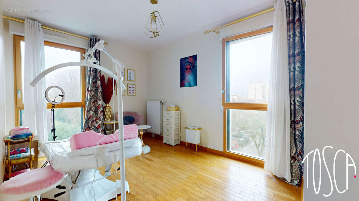 Appartement à THIAIS