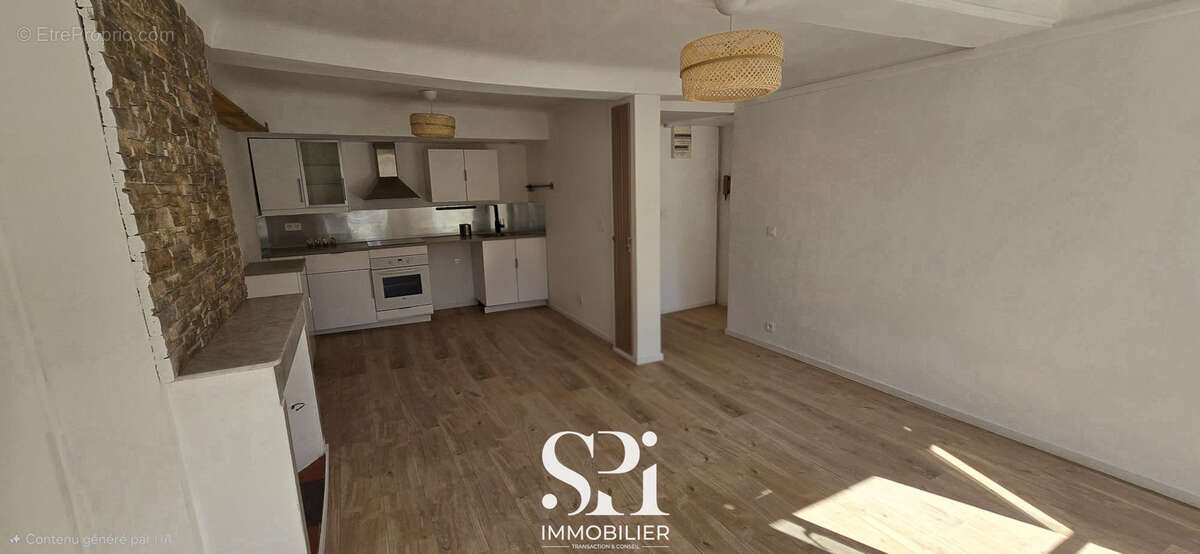 Appartement à HYERES