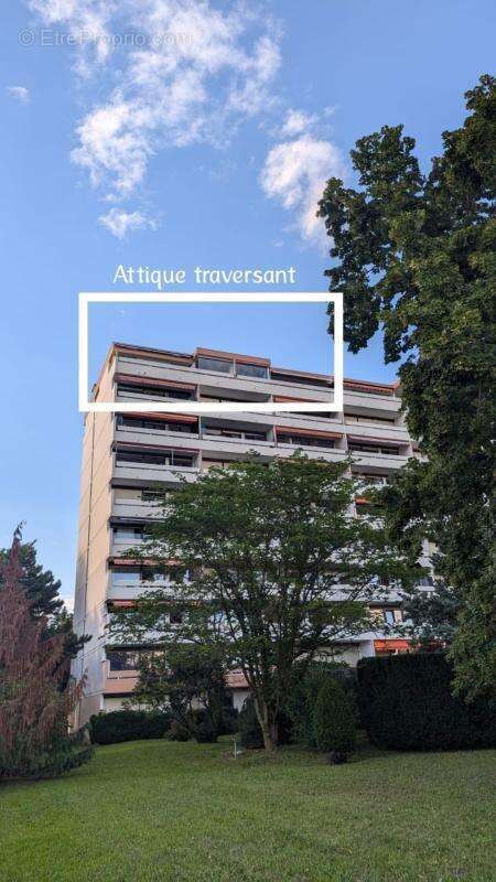 Attique traversant – Vue panoramique Mont-Blanc & Jura – 101 m² – Dernier étage - photo 13