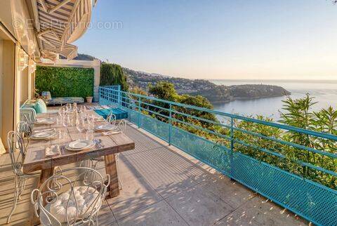 Appartement à ROQUEBRUNE-CAP-MARTIN