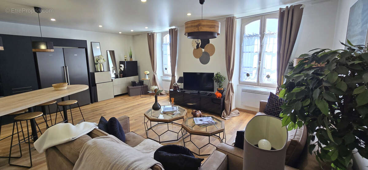 Appartement à QUIMPERLE