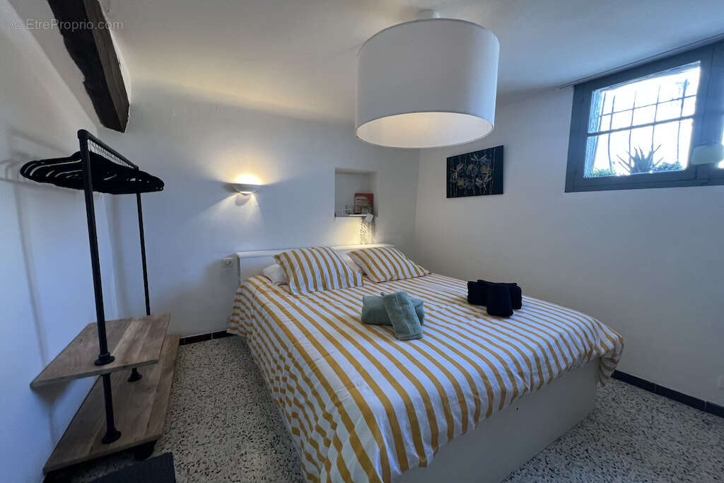 Appartement à TOURRETTES-SUR-LOUP