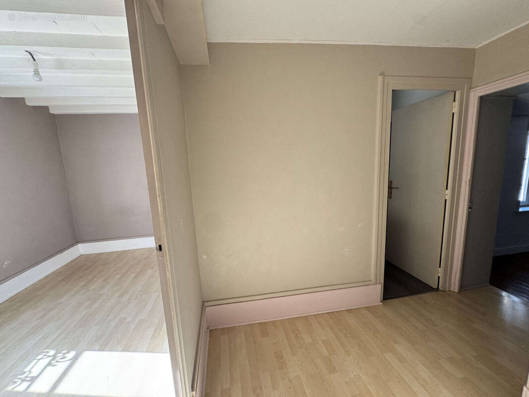 Photo 8 - Maison à AMPLEPUIS