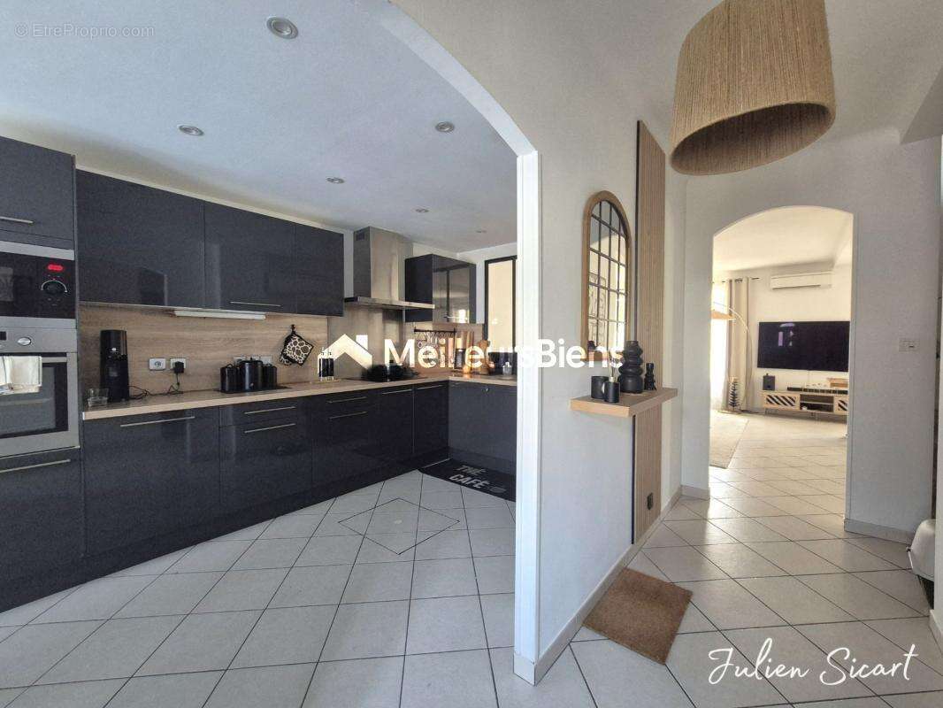 Maison 5 pièces de 119 m² à Perpignan, 4 chambres et terrain 180 m² - photo 5