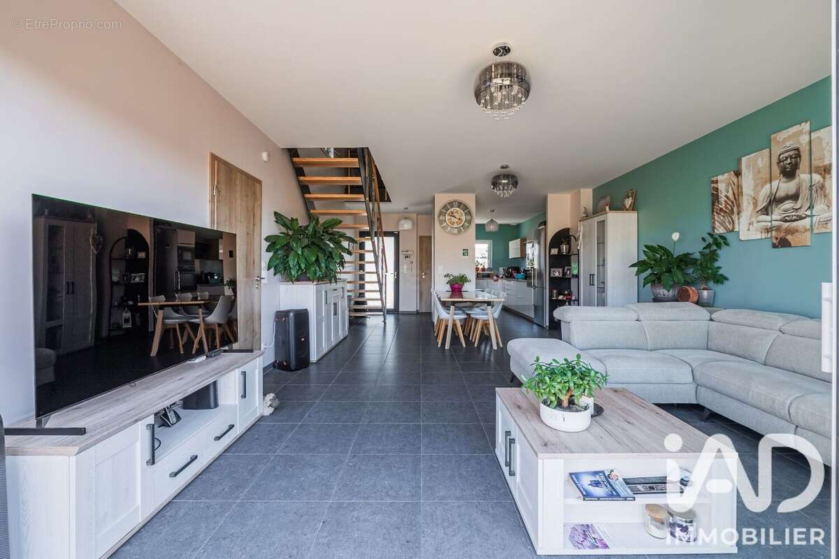 Maison 111 m² à Eschbach  - photo 6