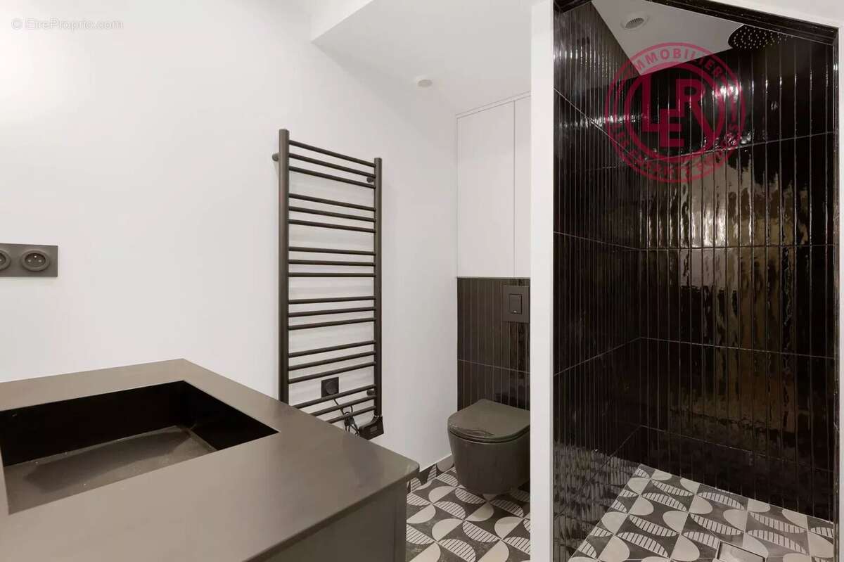 Appartement à PARIS-3E