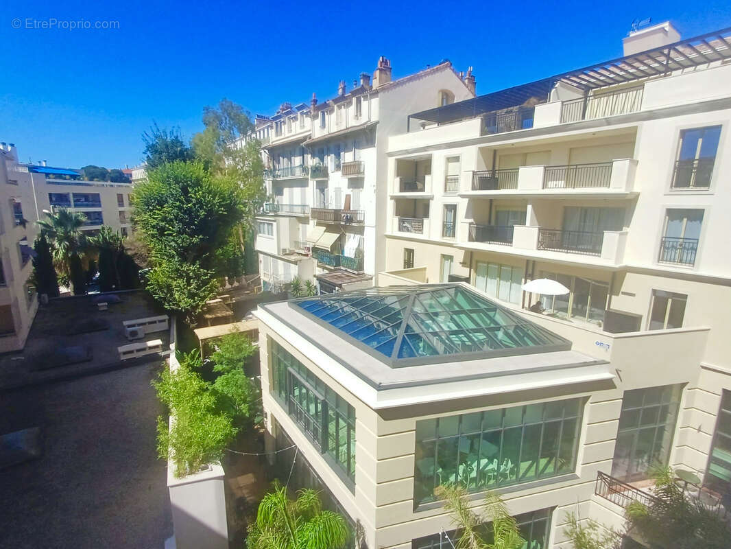 Appartement à HYERES