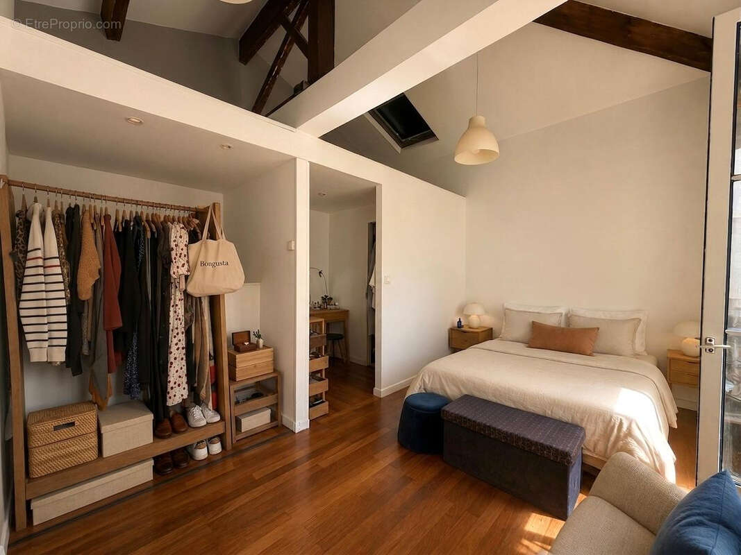 Appartement à PARIS-20E