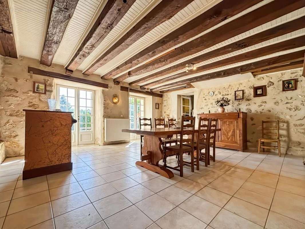 Belle propriété ancienne avec potentiel touristique en Dordogne - photo 5