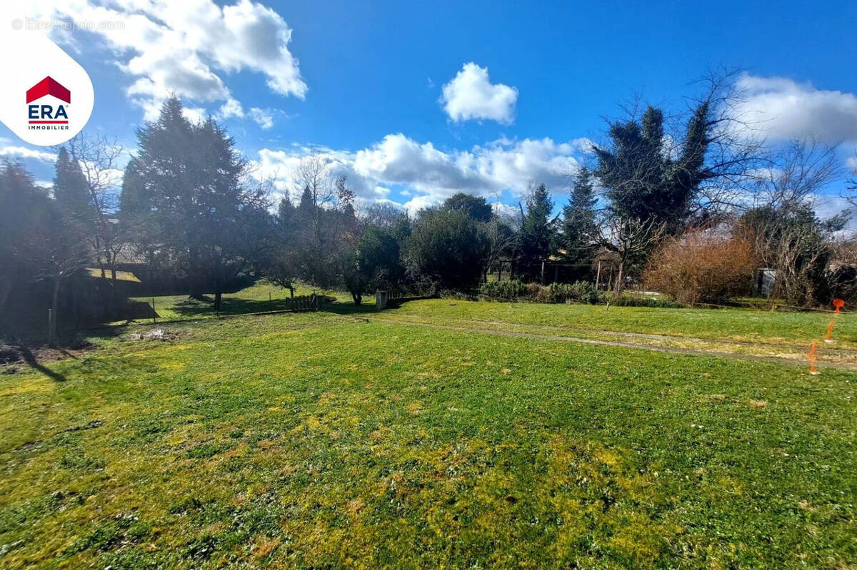 Terrain à CAPDENAC-GARE