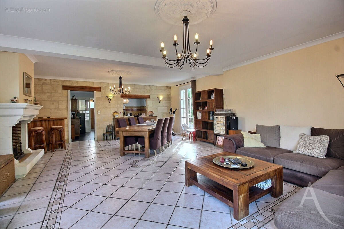 Maison Cadaujac 150 m2 avec piscine et garage - photo 5