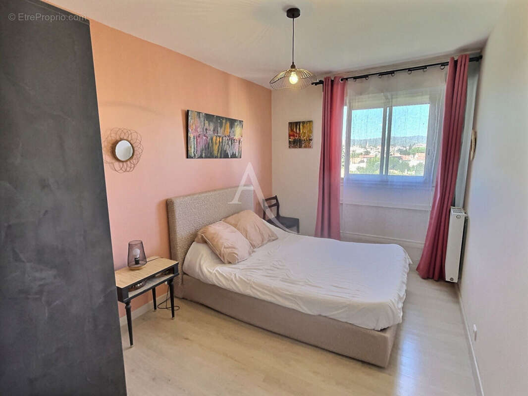 Appartement à MARSEILLE-12E