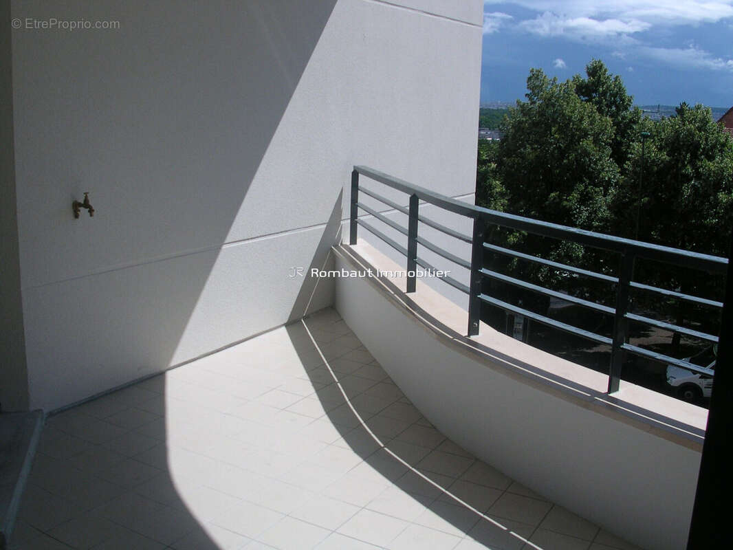 Appartement à SURESNES