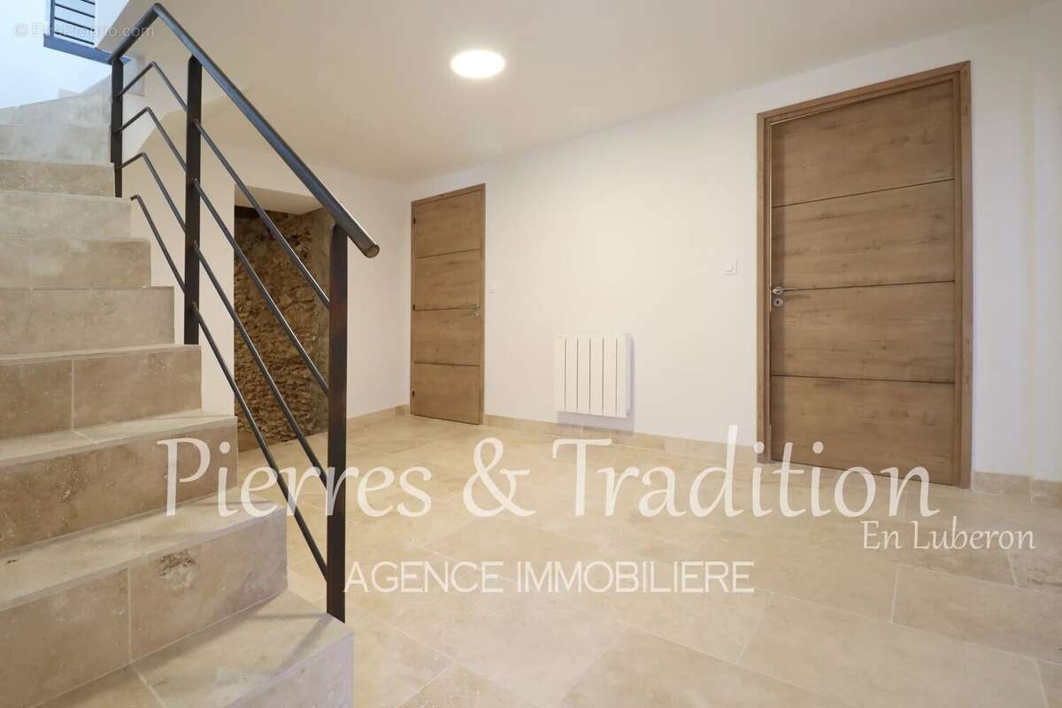 Maison à ROUSSILLON