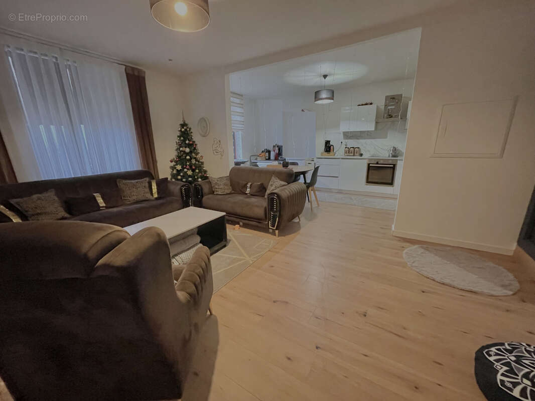 Appartement à NOISSEVILLE