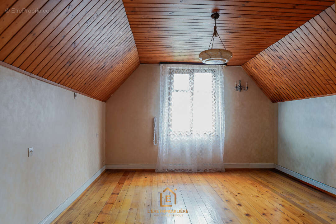 Maison à CHATENOIS