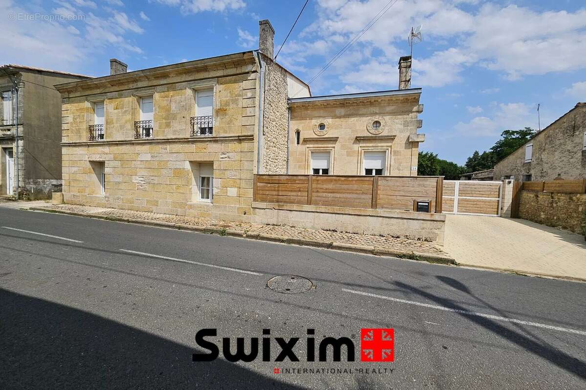 Maison à SAINT-ESTEPHE