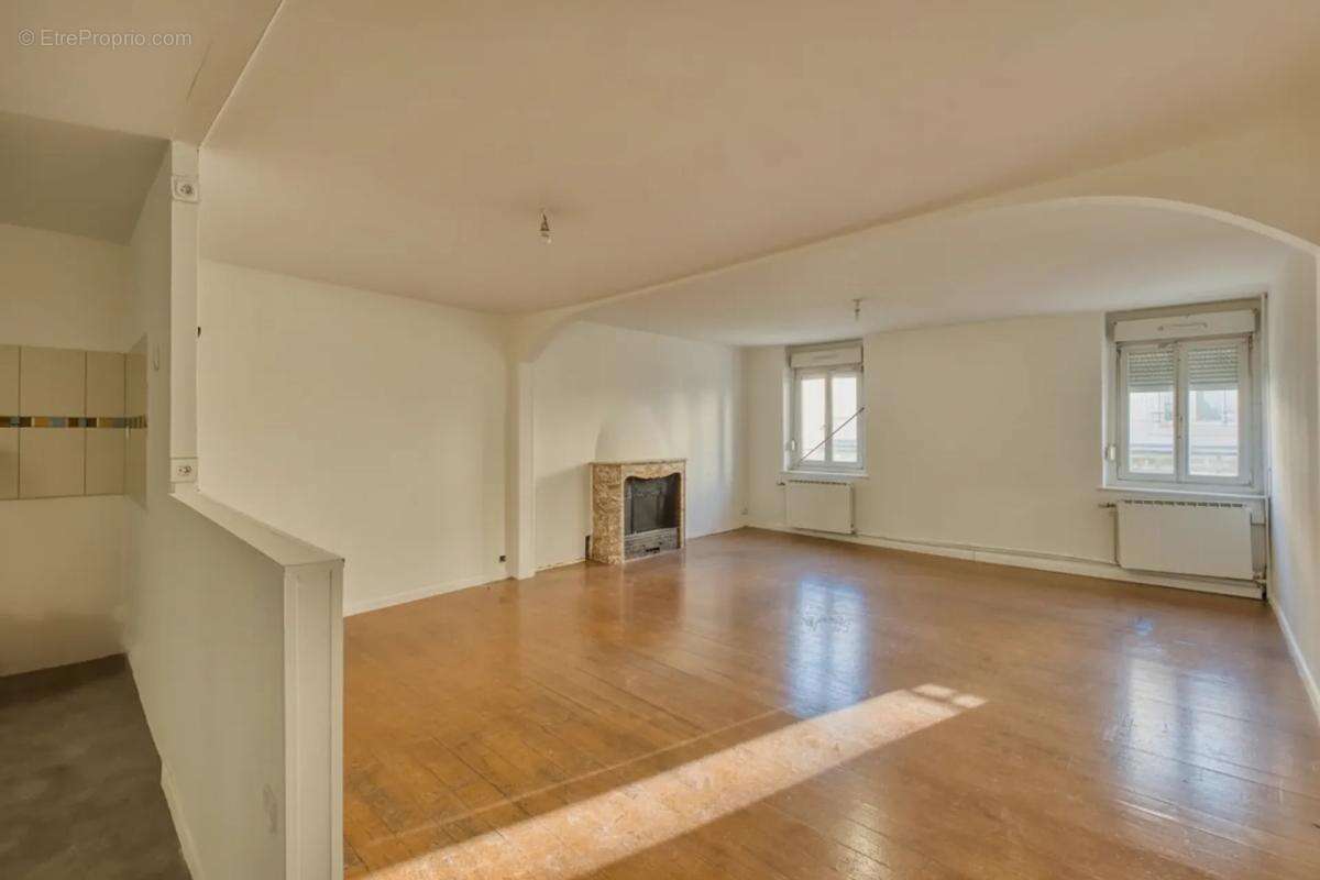 Appartement à MALZEVILLE