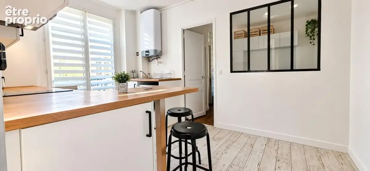 Appartement À Vendre - photo 2