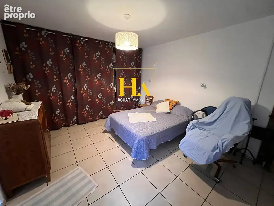Thuir centre-ville - appartement de plain-pied avec extérieur et parking privatif - photo 10
