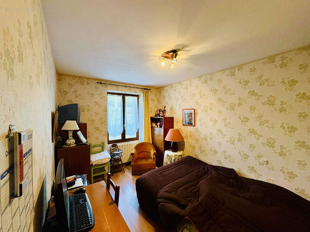 Maison à VIEILLEVIGNE