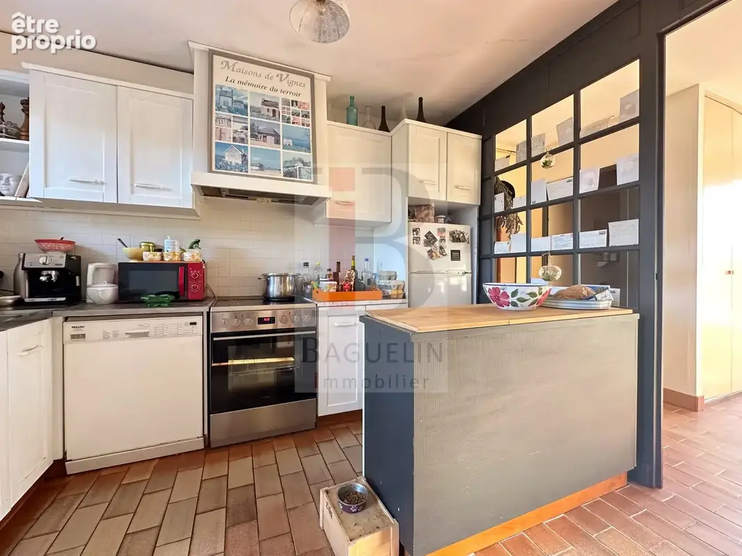 Maison 5 pièces 160 m² à vendre à Saint-Laurent-De-La-Pree (17450) - photo 3