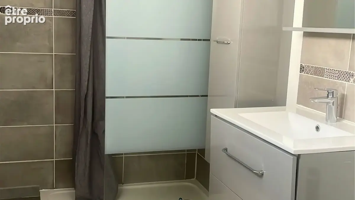 Maison rénovée à Halluin — rue calme, proche commodités - photo 6