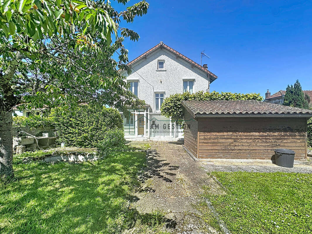 Maison à AIXE-SUR-VIENNE