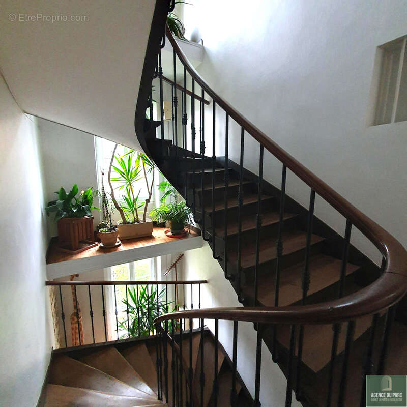 Appartement de trois pièces en cœur de ville - photo 8