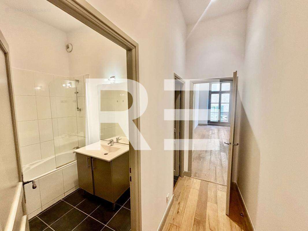 Appartement à NIMES