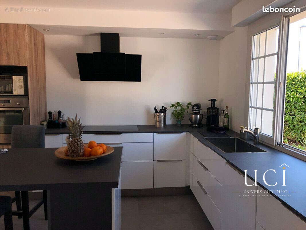 Maison 172 m² à Les Sorinieres  - photo 5