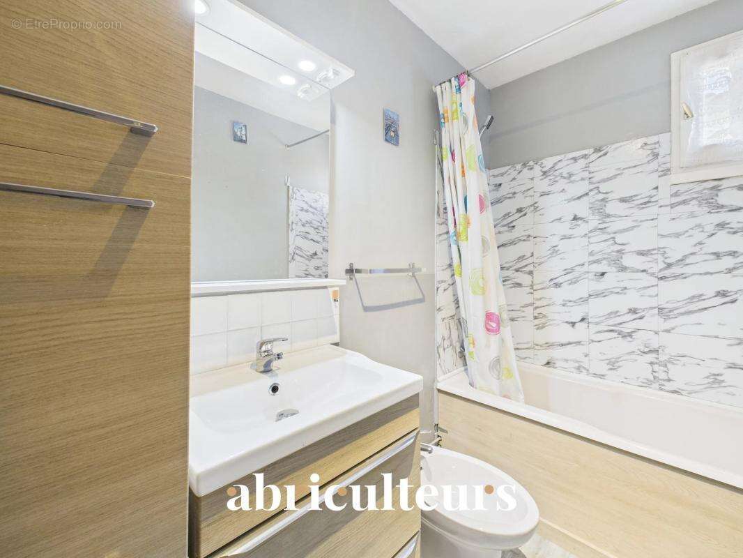 Maison à MARSEILLE-10E