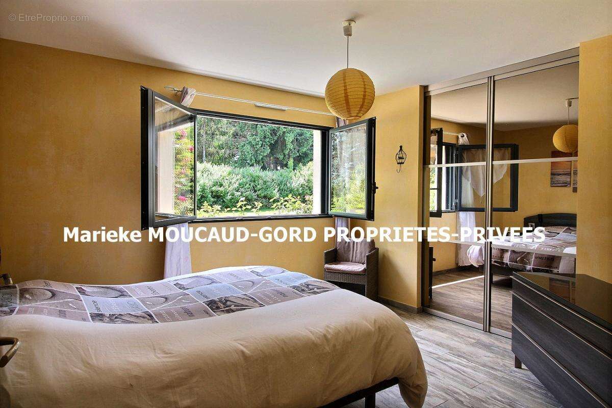 Maison à CRAPONNE-SUR-ARZON