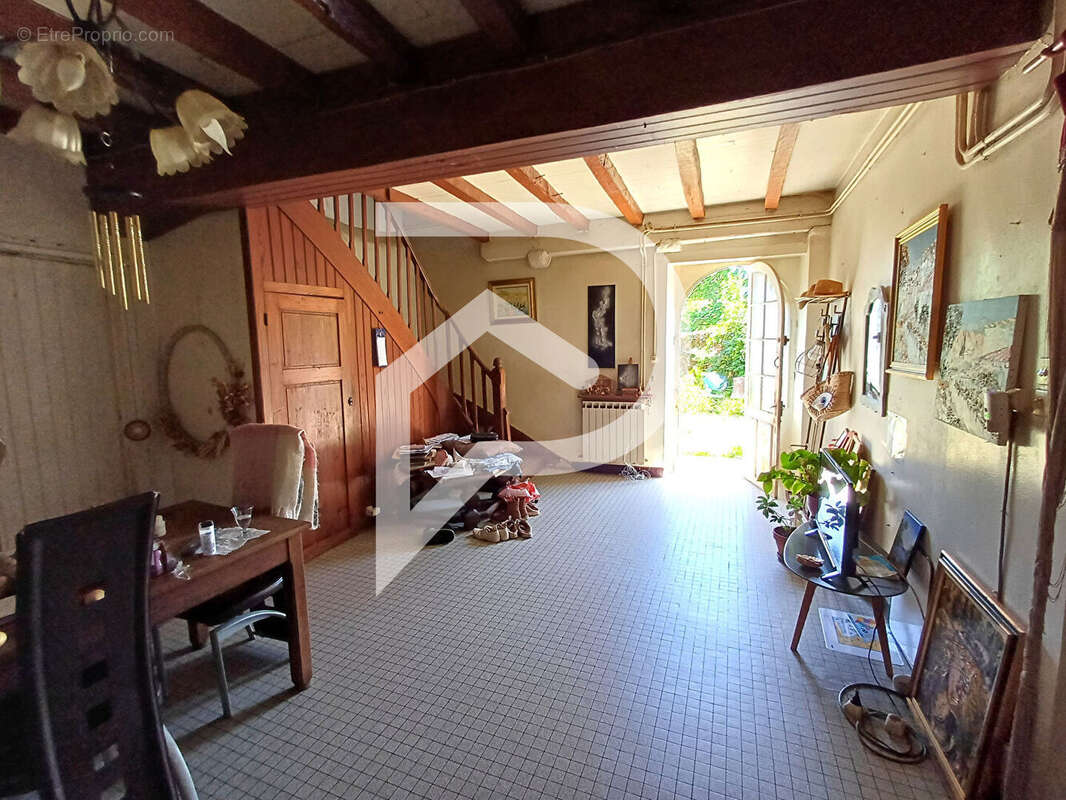 Maison à ESCOS