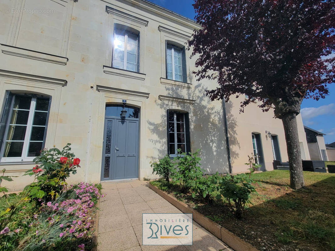 Maison à BRISSAC-QUINCE