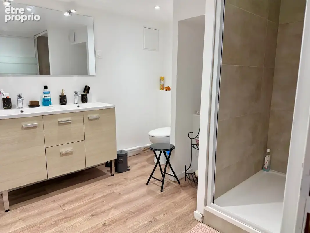 Maison à vendre à VILLERS ALLERAND (51), une maison principale sur deux niveaux, un logement indépendant, une piscine extérieure - photo 6