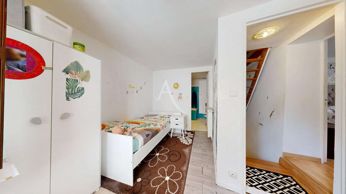 Maison Mantes La Ville - 3 chambres - photo 11